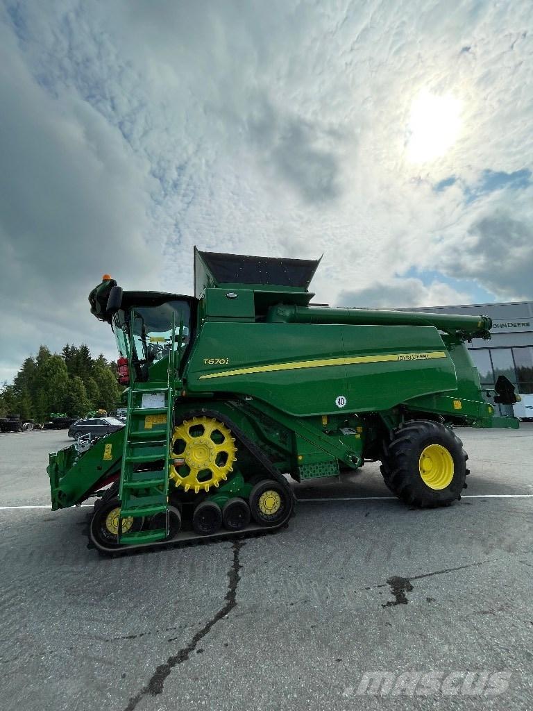 John Deere T670 i Kombajni
