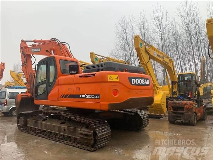 Doosan DX 300 Bageri gusjeničari