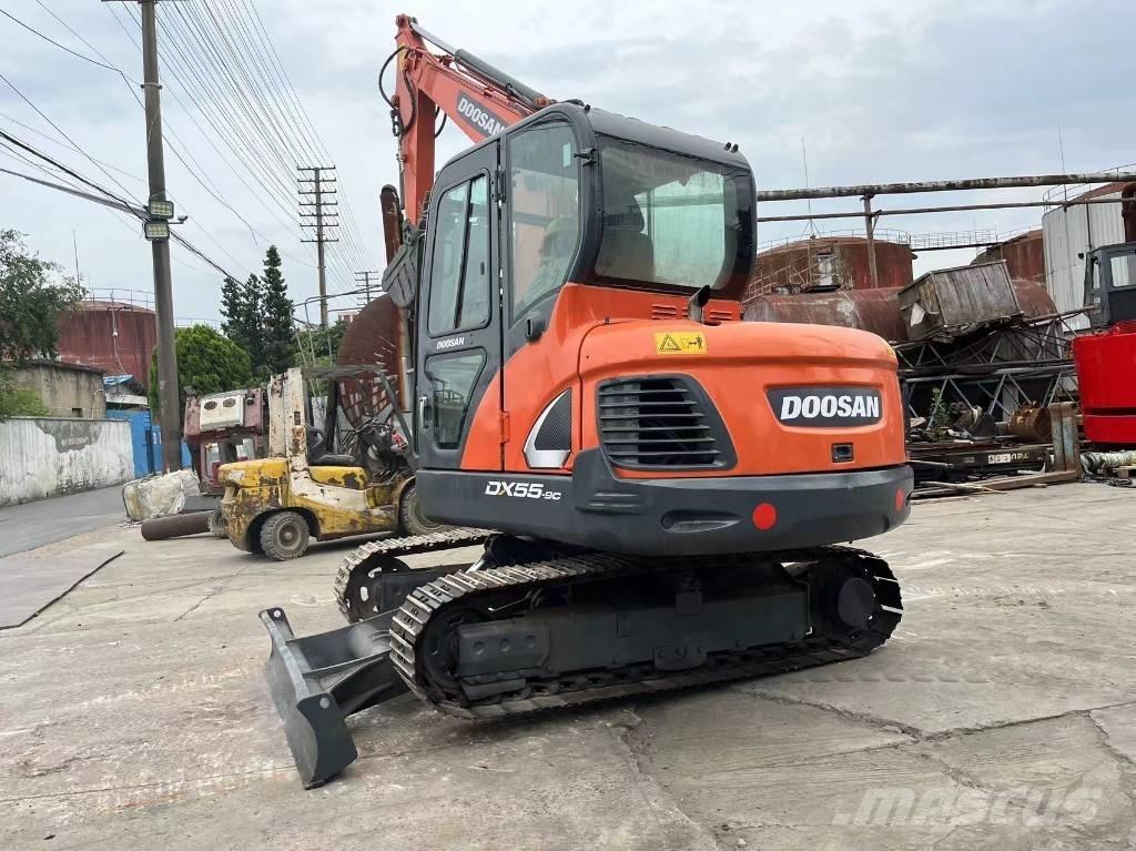Doosan DX 55 Mini bageri <7t