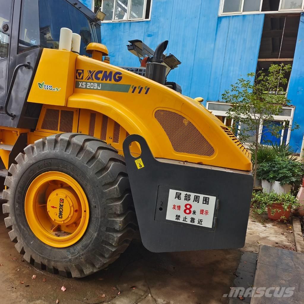 XCMG XS 223 J Valjci sa jednim bubnjem