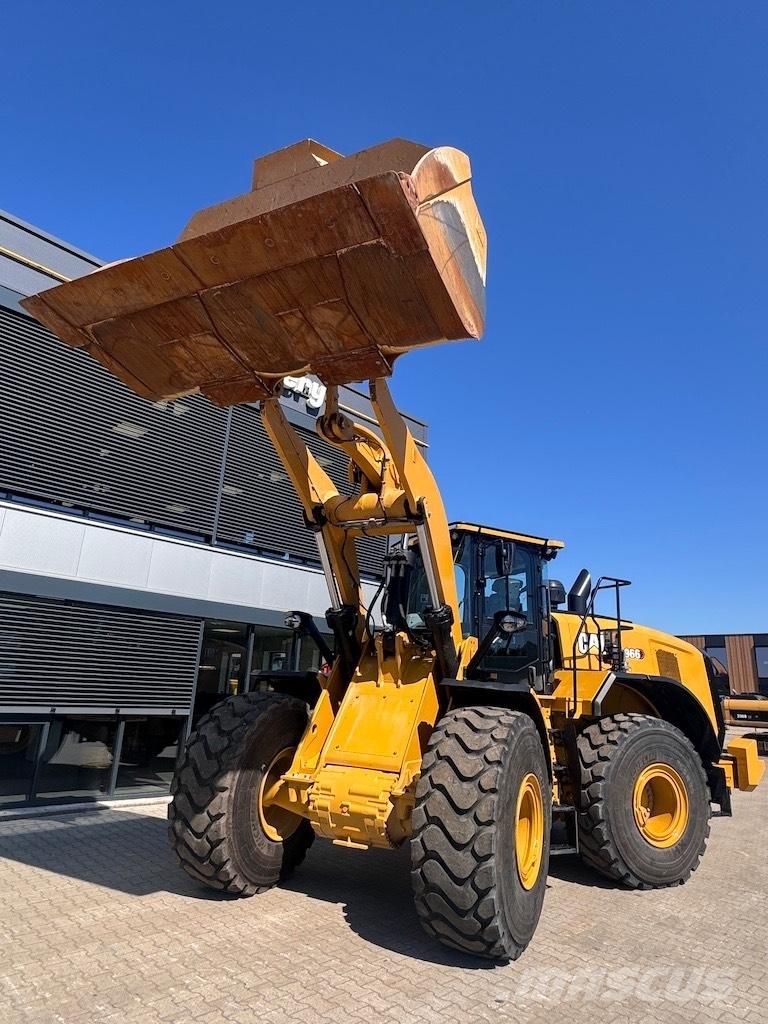 CAT 966 Utovarivači na kotačima