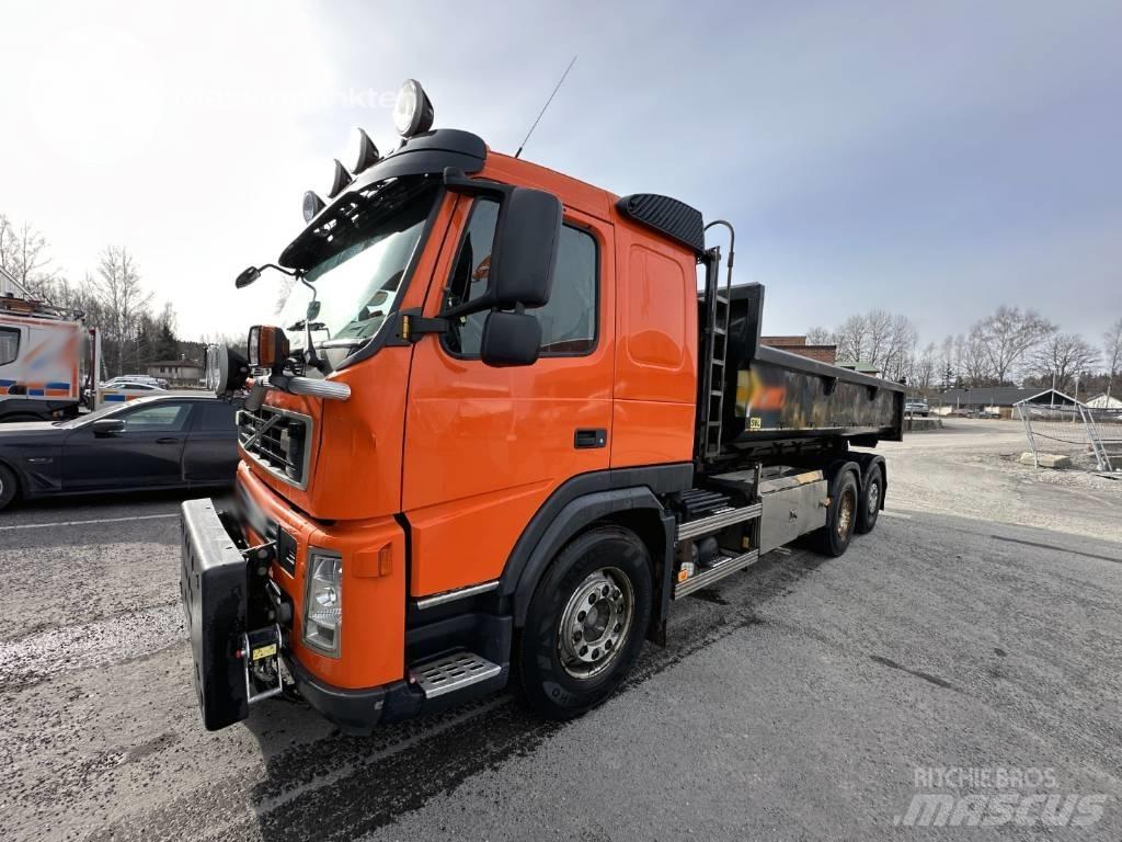 Volvo FM 380 Rol kiper kamioni s kukama za dizanje
