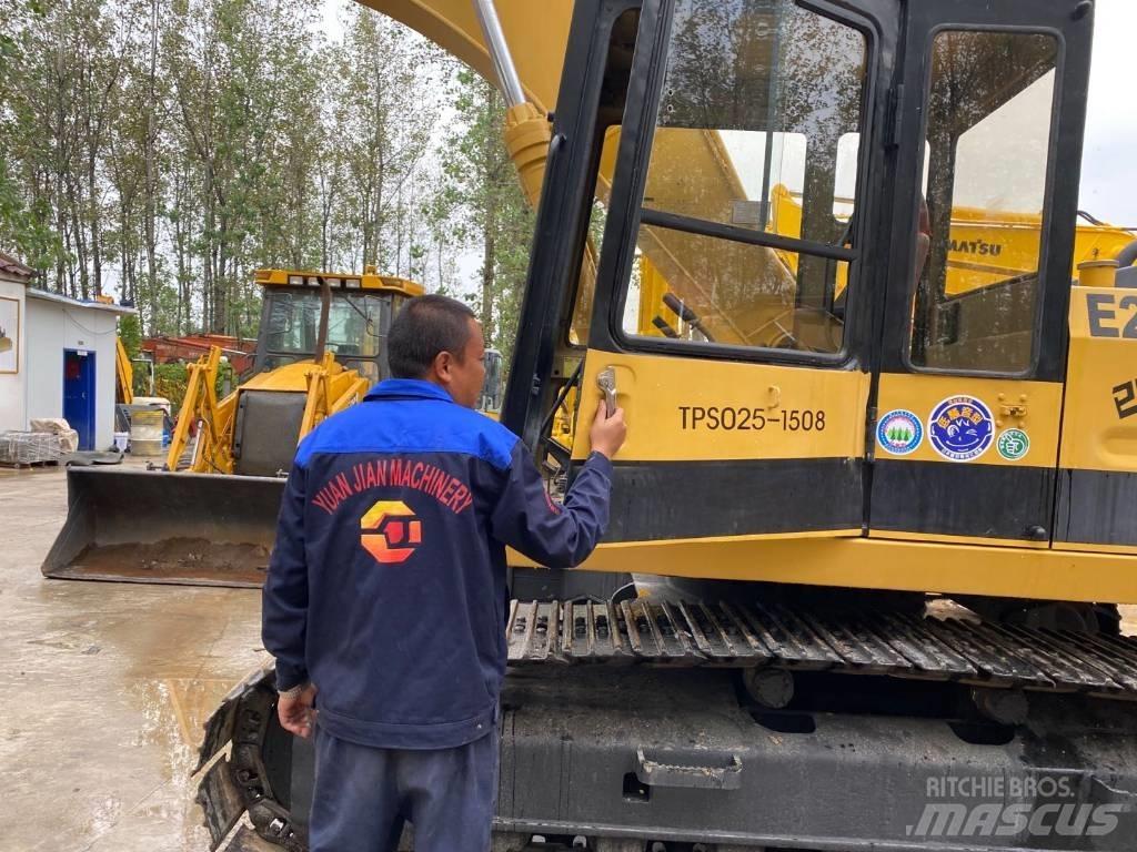 CAT E 200 B Bageri gusjeničari