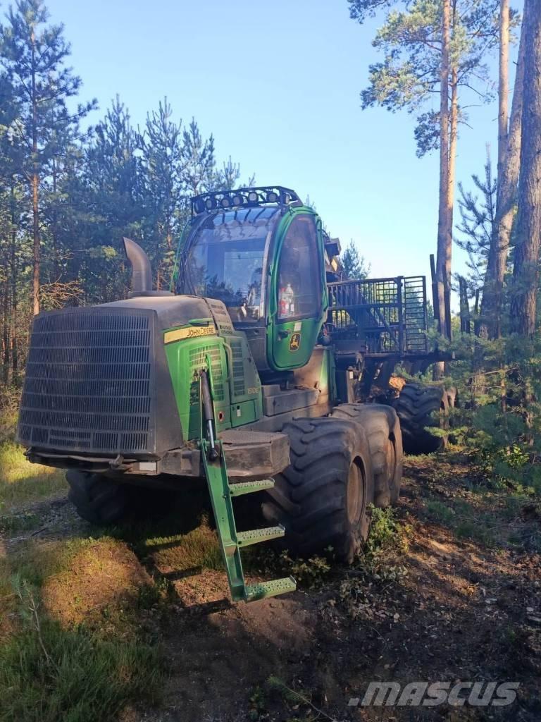 John Deere 1510 IT4 Forvarderi