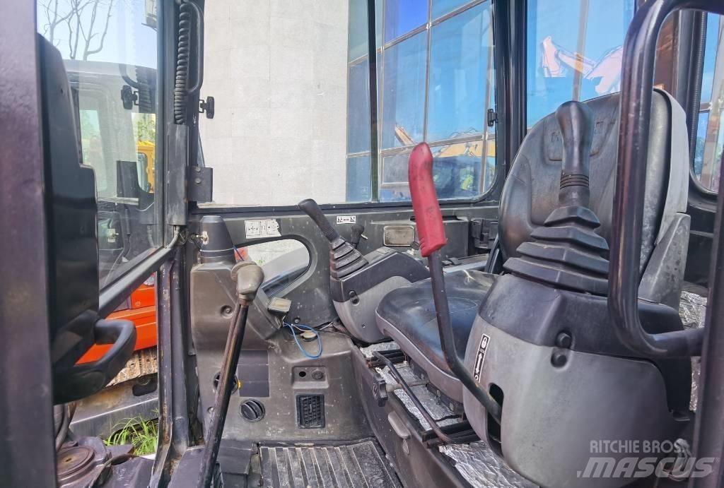 Hitachi ZX 50 U Mini bageri <7t