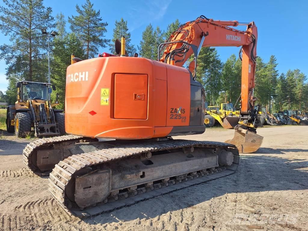 Hitachi ZX225USLC-5 Bageri gusjeničari