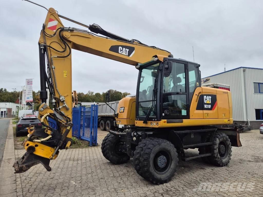 CAT M 318 F Bageri na kotačima
