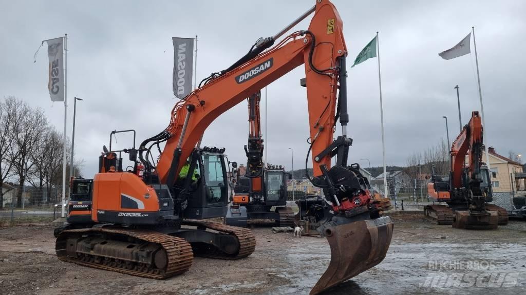 Doosan 235 LCR Bageri gusjeničari