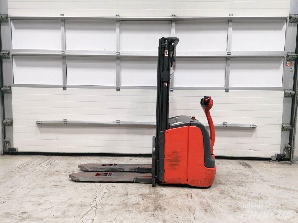 Linde L14 Ručni električni viličar