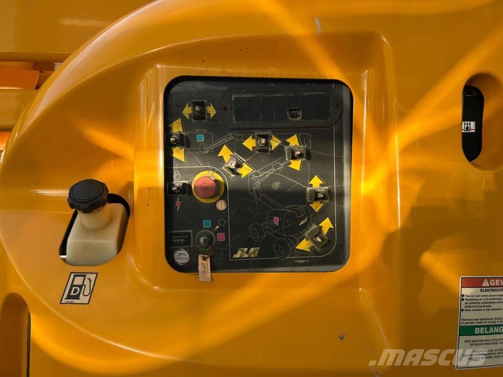 JLG 450AJ Zglobne podizne platforme