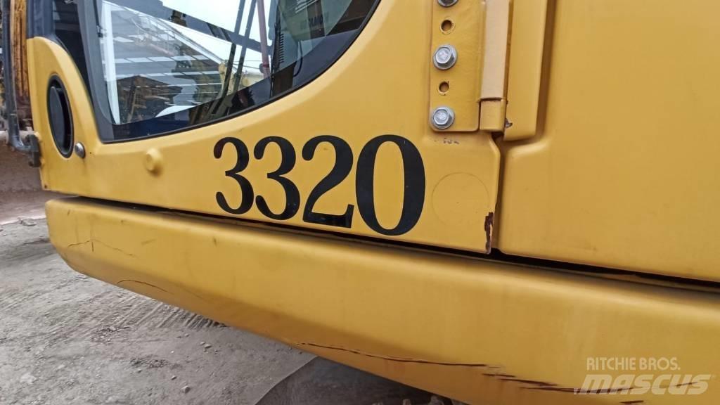 Komatsu PC240NLC-8 Bageri gusjeničari