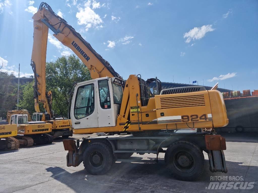 Liebherr A924C Bageri za manipuliranje materijalom / otpadom