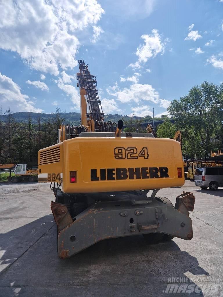Liebherr A924C Bageri za manipuliranje materijalom / otpadom