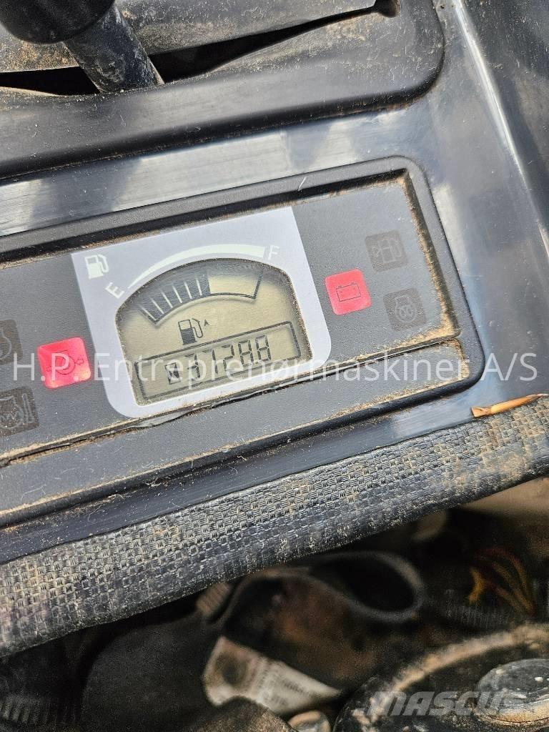 Hitachi ZX 26 U-6 CR Mini bageri <7t