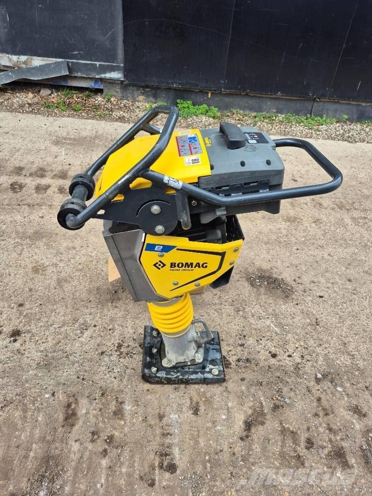 Bomag BT 60e Vibro nabijači
