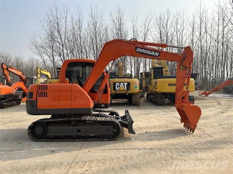 Doosan DX75 Mini bageri <7t