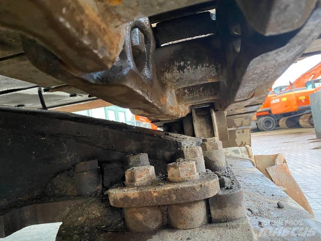 Hitachi ZX 460 Bageri gusjeničari