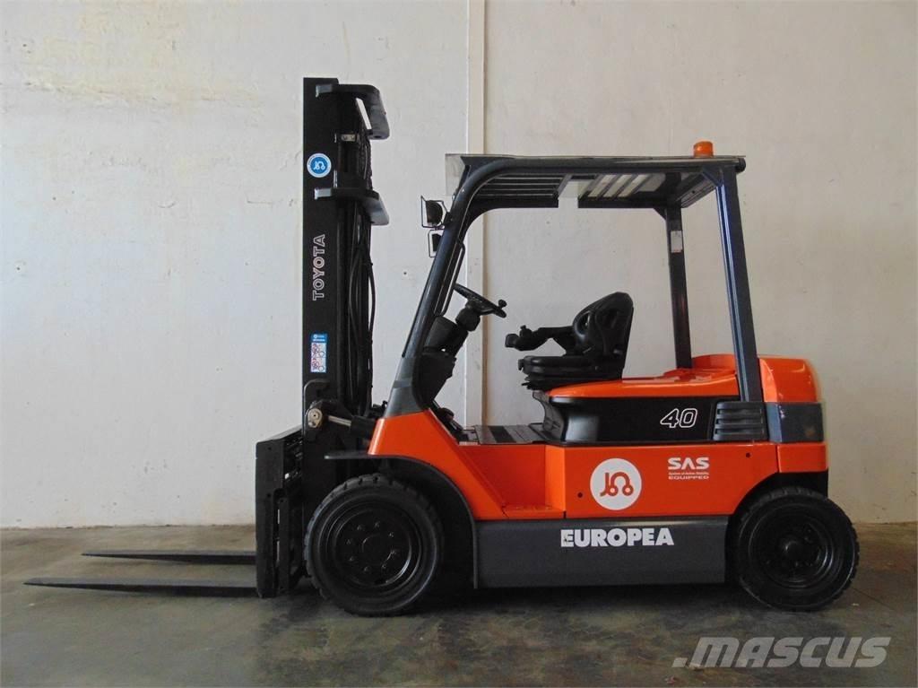 Toyota 7FBMF40 Električni viličari
