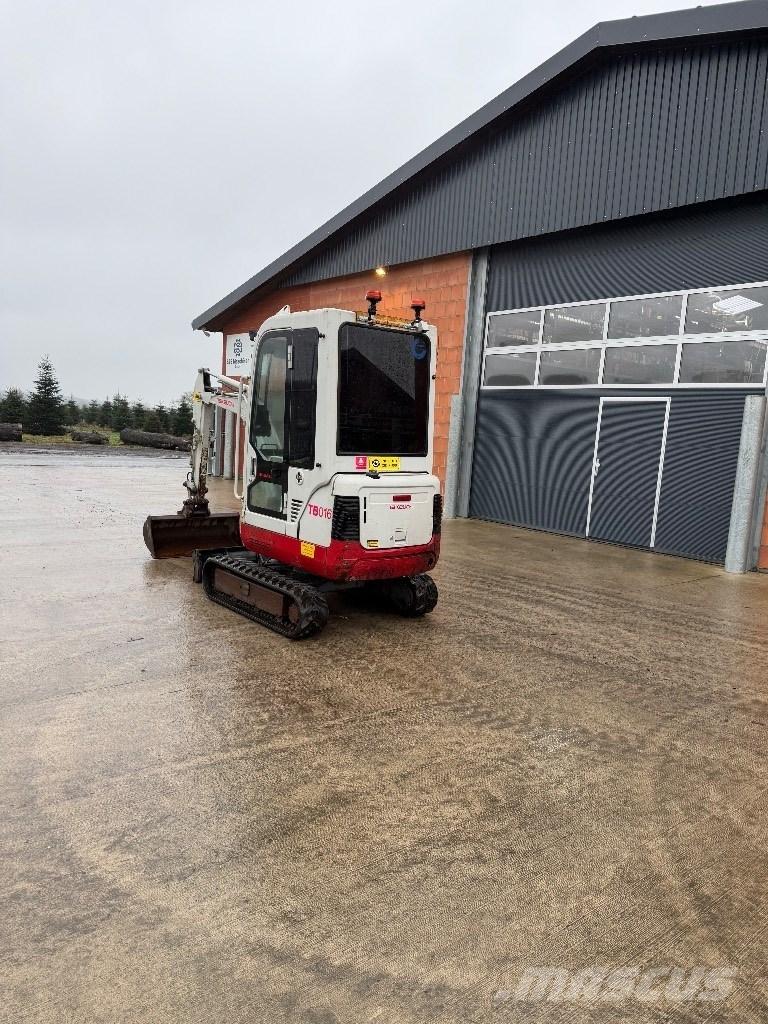 Takeuchi TB 016 Mini bageri <7t