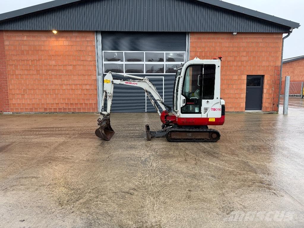 Takeuchi TB 016 Mini bageri <7t