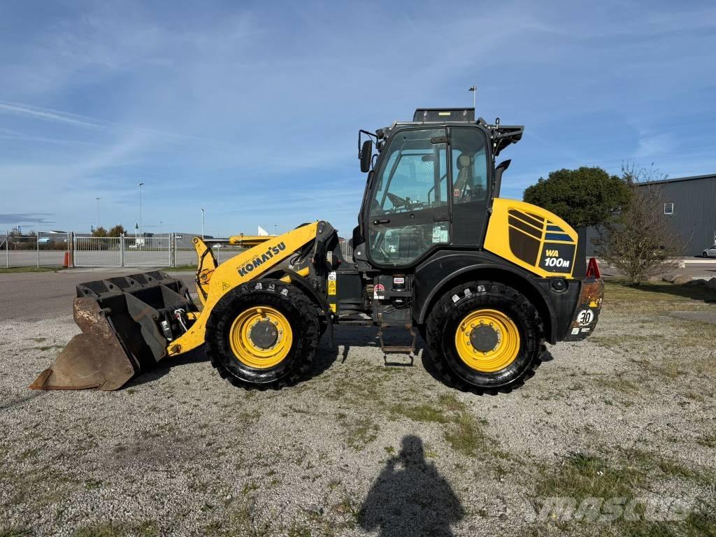 Komatsu WA 100M-7 Utovarivači na kotačima