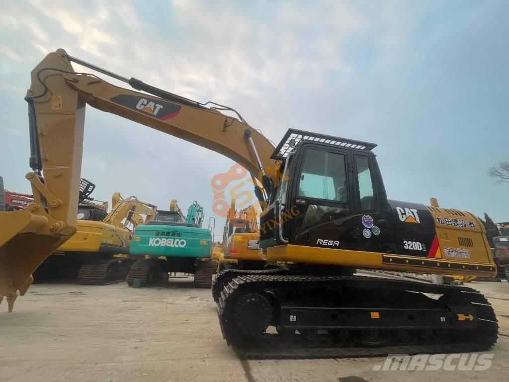 CAT CAT320 D2 Bageri gusjeničari