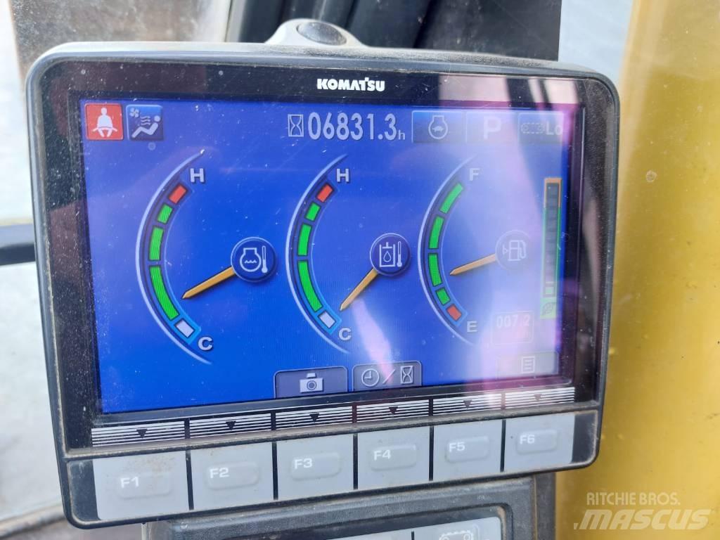 Komatsu PC210LC-10 Bageri gusjeničari