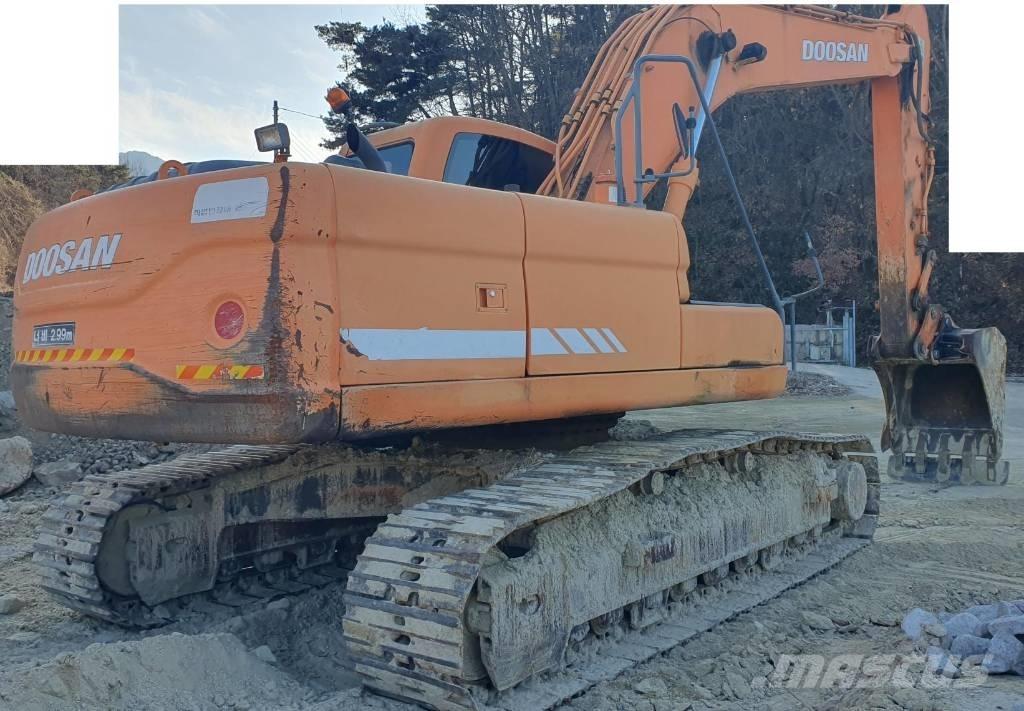 Doosan DX 220 LCA Bageri gusjeničari