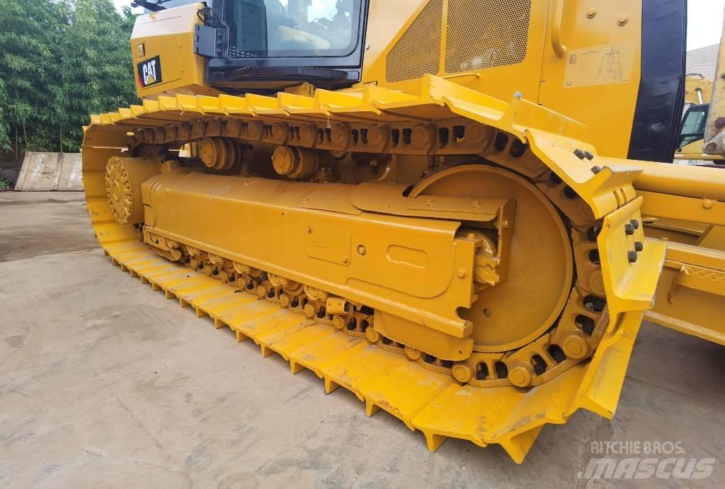 CAT D 5 K Buldožeri gusjeničari