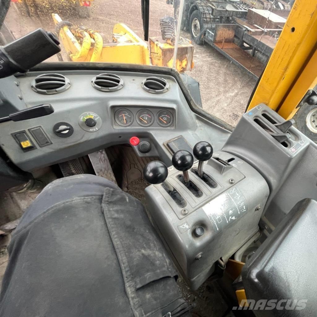 Volvo L 120 C Utovarivači na kotačima