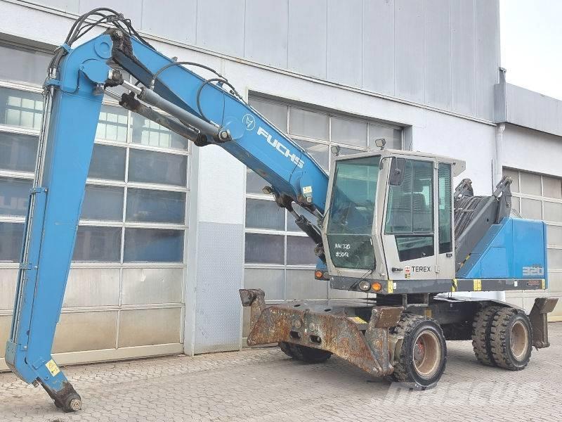 Fuchs MHL 320 F Bageri za manipuliranje materijalom / otpadom