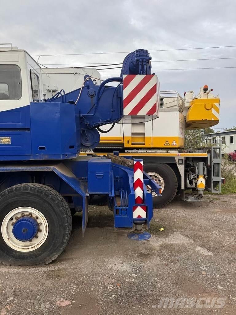 Tadano AR 300E Kamioni sa kranom