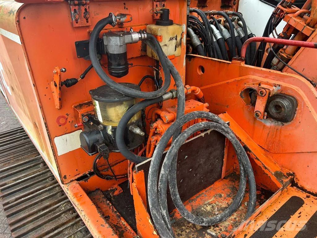 Atlas 1604LC Bageri gusjeničari