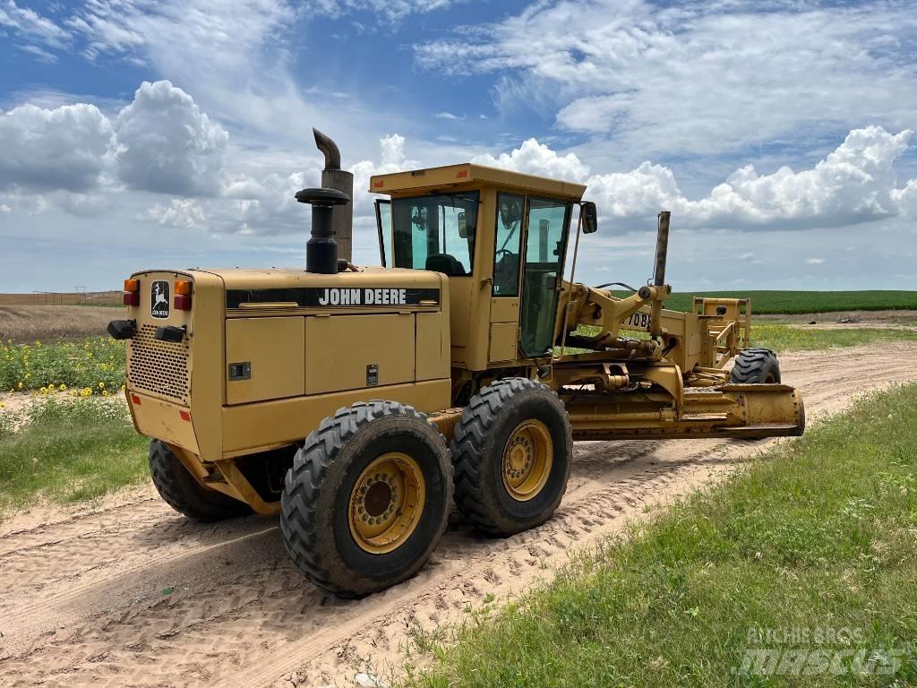 John Deere 770 BH Grejderi