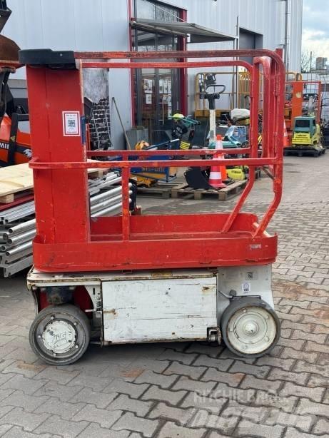 JLG 1230 ES Škaraste platforme
