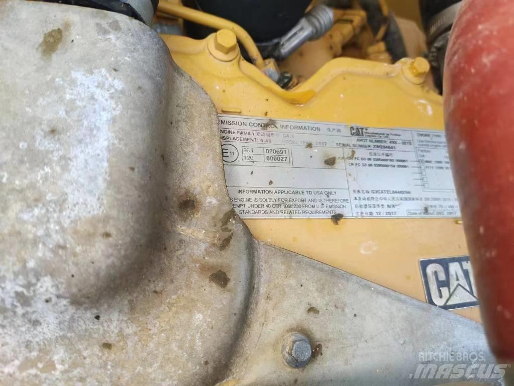 CAT 320GC Bageri gusjeničari