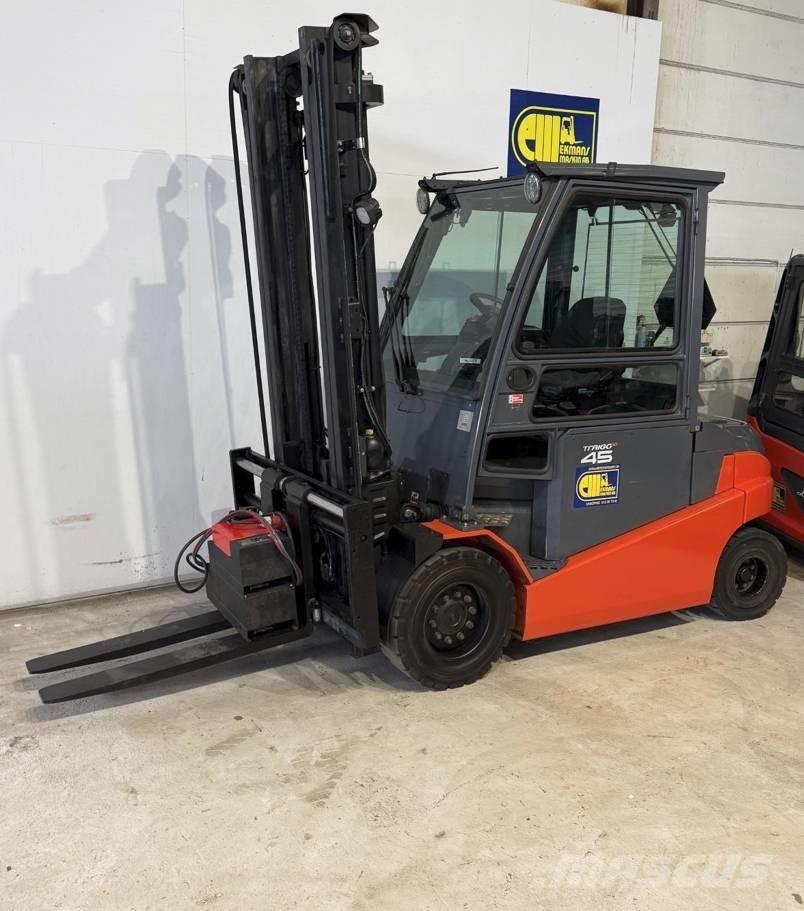 Toyota truck 8FBMT45 Električni viličari