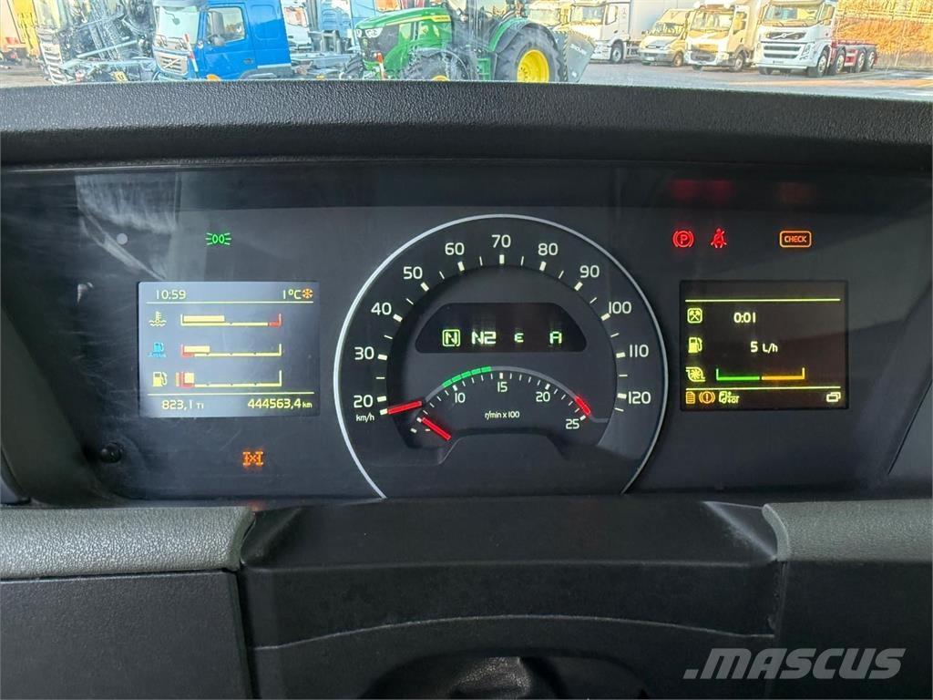 Volvo FH540 6x4 Rol kiper kamioni s kukama za dizanje