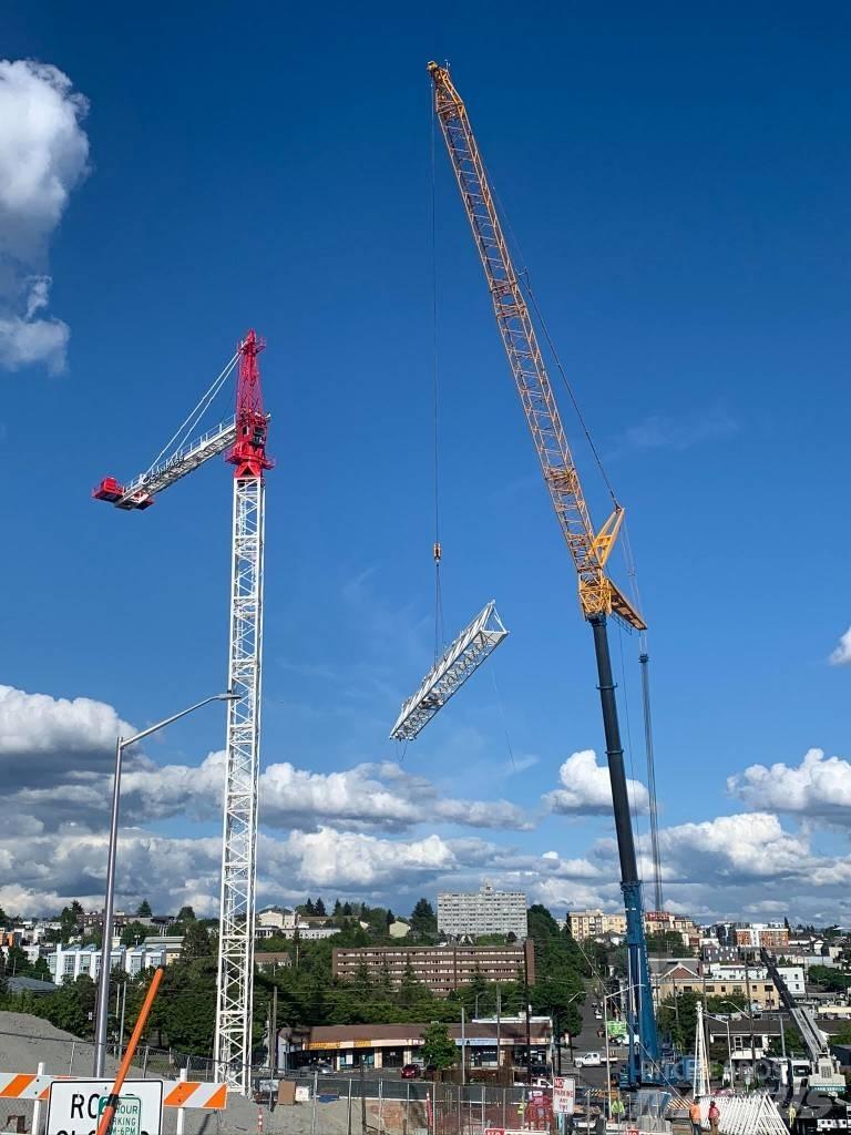 Liebherr 390 HC Toranjski kranovi