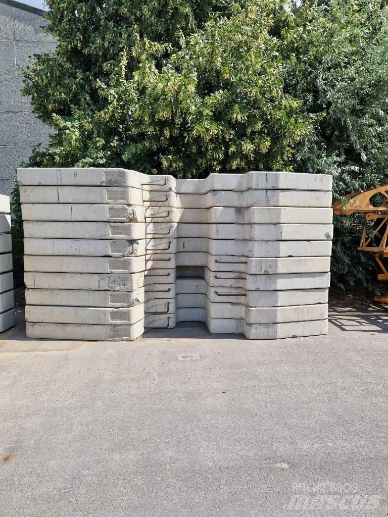 Potain IGO T 85 A Prijenosni kranovi