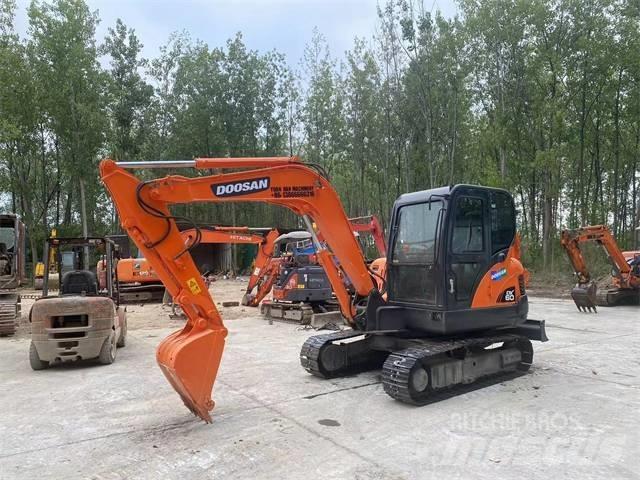 Doosan DX60 Mini bageri <7t