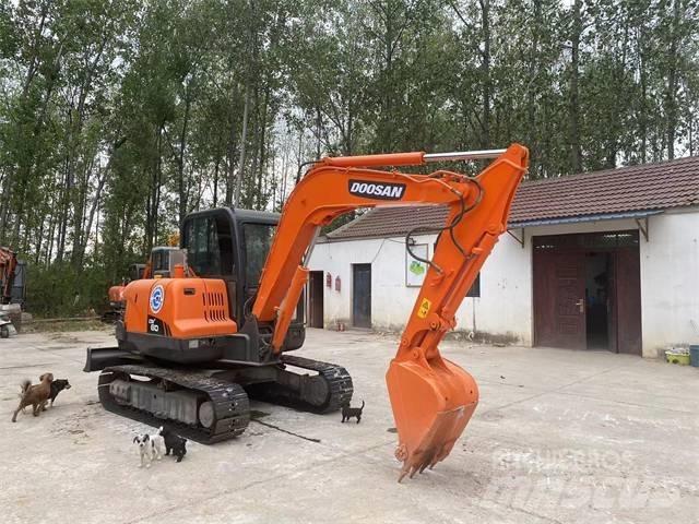 Doosan DX60 Mini bageri <7t