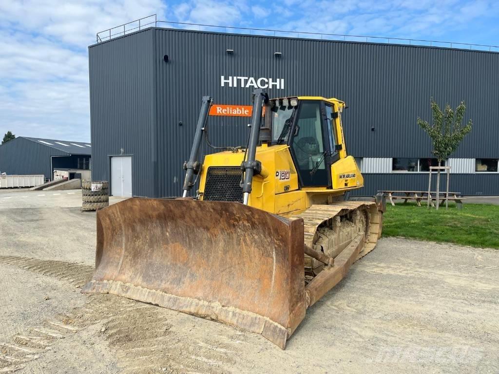 New Holland D180 Buldožeri gusjeničari