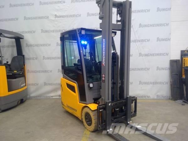 Jungheinrich EFG 215 Električni viličari