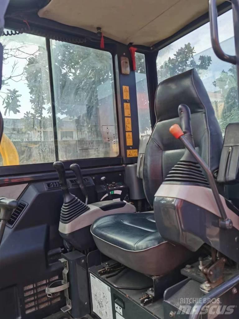 Komatsu PC 56 Mini bageri <7t
