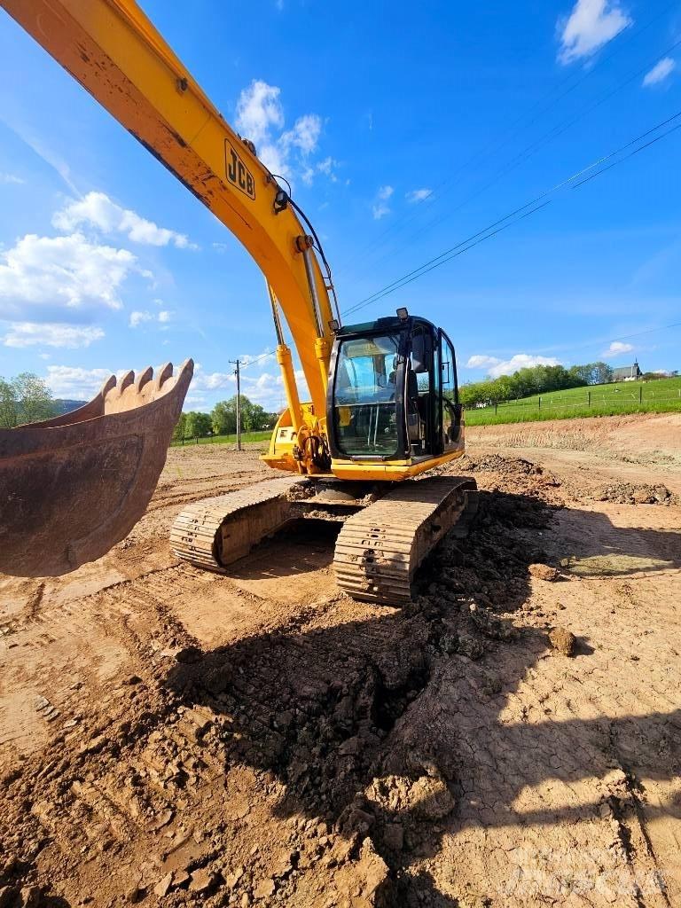 JCB JS 160 LC Bageri gusjeničari