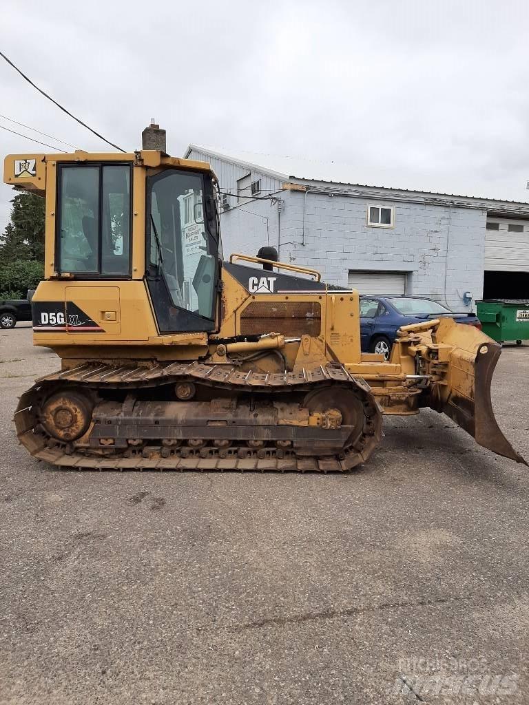 CAT D5GLGP Buldožeri gusjeničari