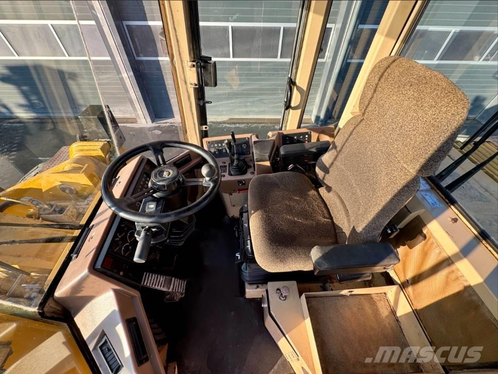 CAT 966 F II Utovarivači na kotačima