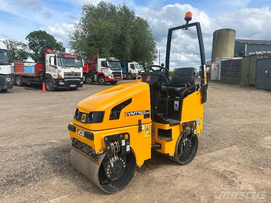 JCB VMT160-80 Valjci sa dvojnim bubnjem
