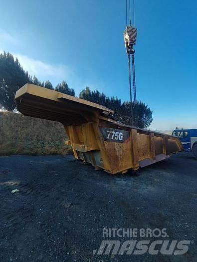 CAT BENNE CAT 775G Građevinarstvo – ostalo
